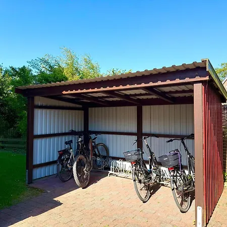 Wiesenweg 5 *