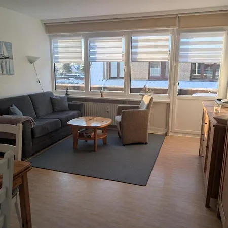 Wiesenweg 5 Apartment