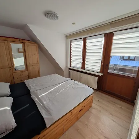 Apartment Wiesenweg 5